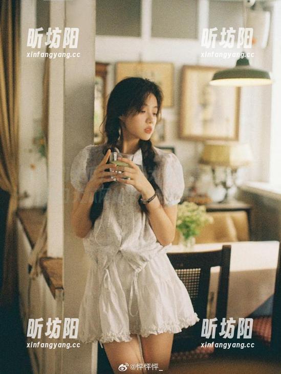 51热门大瓜 光明正大还是黑暗潜行?51热门大瓜网站带你走进黑料世界!