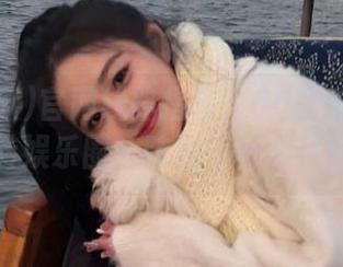 官网线路指南：66吃瓜陪你玩转娱乐圈，味道不一般哦！