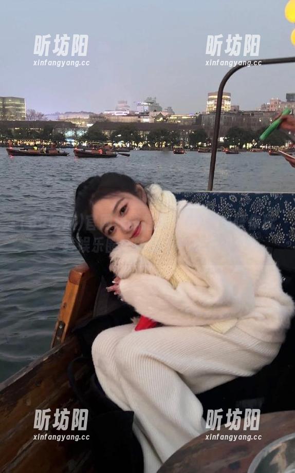 66吃瓜 官网线路指南:66吃瓜陪你玩转娱乐圈,味道不一般哦!