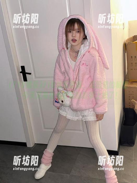 718娱乐 718娱乐更新:瓜田里的秘密,今天又有什么好玩的故事上线了!