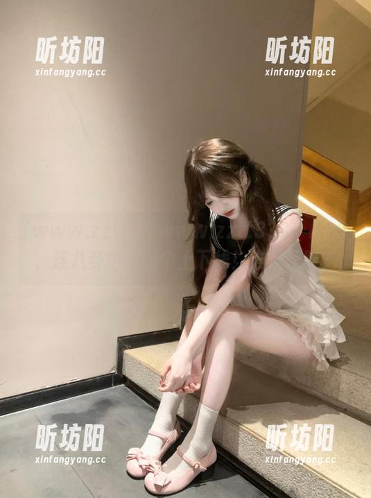 www.zztt “www.zztt333”APP,连八卦也得分个上下线!谁更爱吃?