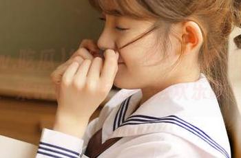 如何用一只手收藏精彩瞬间，来www.吃瓜一起欢乐吧！
