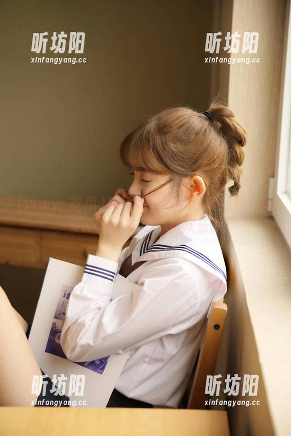 如何用一只手收藏精彩瞬间，来www.吃瓜一起欢乐吧！