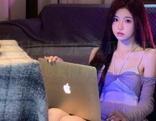 登陆“九一吃瓜”的瞬间，感觉自己也变得神秘又好奇…