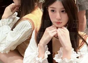 欢乐与黑暗同在，五一吃瓜app上的那些不可描述的黑料…