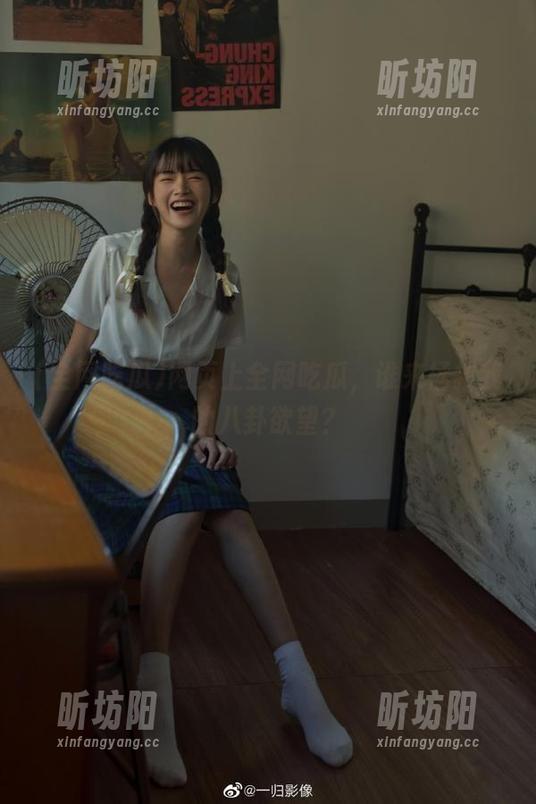 网页上全网吃瓜，谁来拯救我的八卦欲望？