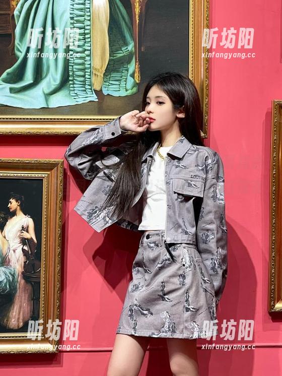 冲哥精选 最新“wallpaper冲哥精选”:这些图像好像会说话,特别是在深夜!