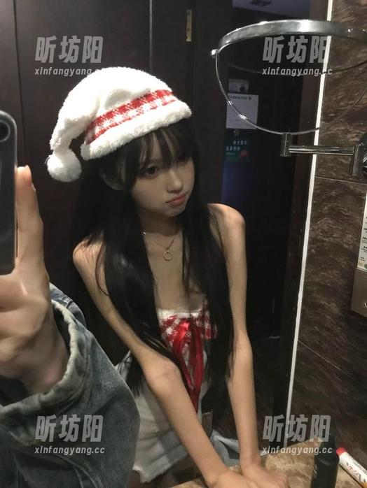 吃瓜不打烊 黑料频出!这网址简直就是八卦的海洋,吃瓜不打烊!