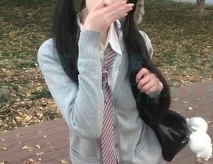 吃瓜不打烊：网站里的下载就像瓜，一口接一口停不下来！