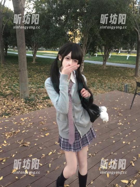 吃瓜不打烊 吃瓜不打烊:网站里的下载就像瓜,一口接一口停不下来!