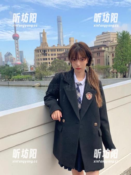 吃瓜网 各位安卓小伙伴,吃瓜网里的黑料,简直手到擒来,让我怀疑新闻真实性!