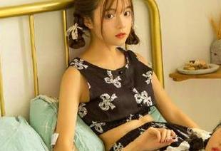 当我打开明星黑料网站的视频时，感觉我们的偶像也不过如此…