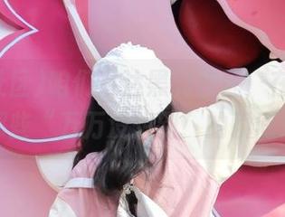 咱们直达黑料社区，在线见证那些“万万没想到”的瞬间！