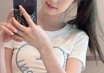 想被黑料网苹果版里的瓜吓一跳？下载试试！保证脑洞打开！