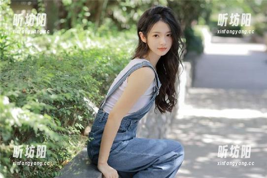黑料网 每次刷新黑料网网页,都像是在逛奇葩博物馆,怎么看都有趣