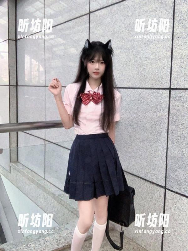 黑料网 黑料网在线,让我的闲暇时光瞬间升级成八卦时光!