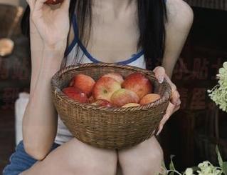 黑料网站传送门小贴士：瓜吃到饱，小心别掉进剧情里。
